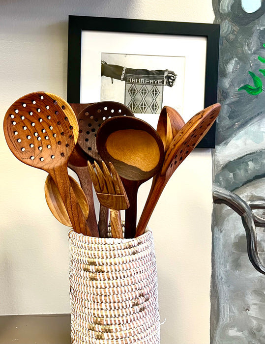 Taaru Basket Bottle Holder/utensils